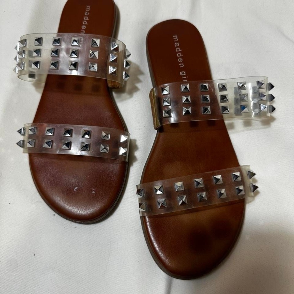 Sh33. Madden Girl brown studded slides